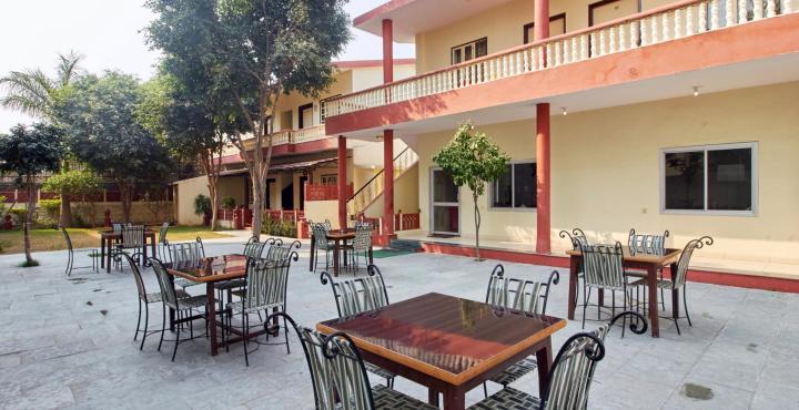 Tiger Safari Resort Sawai Madhopur Extérieur photo
