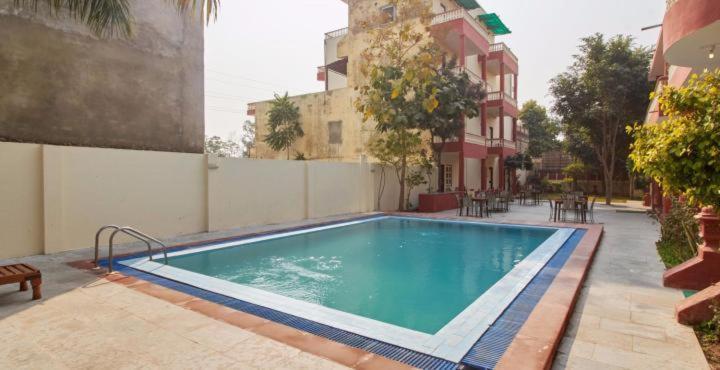 Tiger Safari Resort Sawai Madhopur Extérieur photo